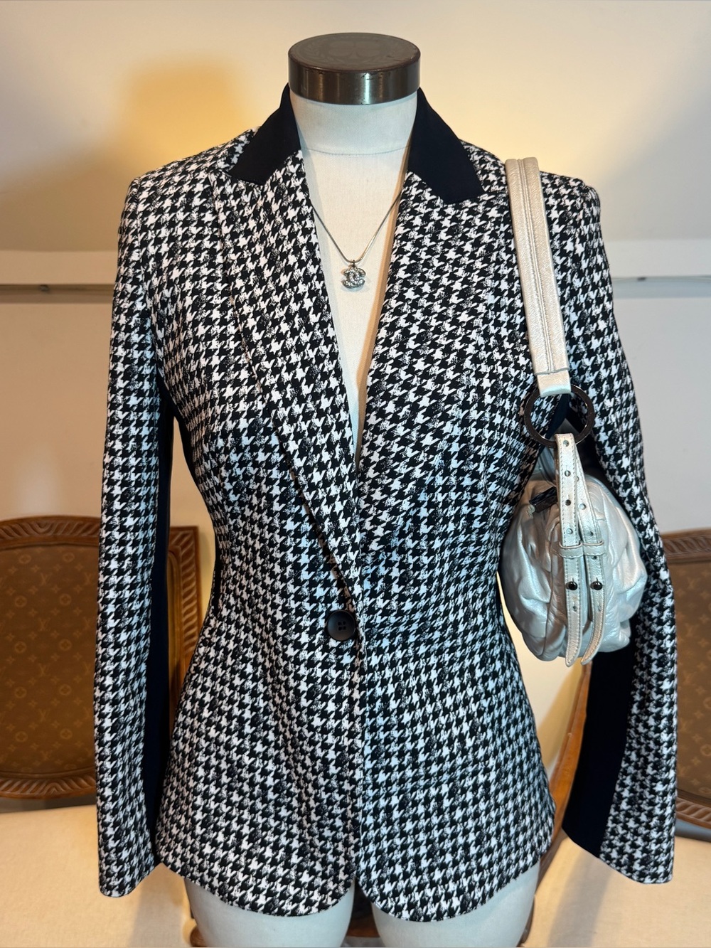 Badgley Mischka Black & White Houndstooth Blazer Jacket Size 4 Rayon-Linen Blend